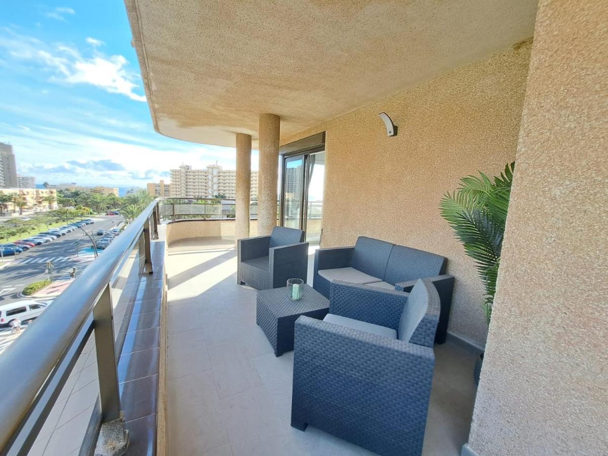 Newly Reformed 2 Bedroom Apartment In The Center Of Los Cristianos Los Cristianos  Exterior photo