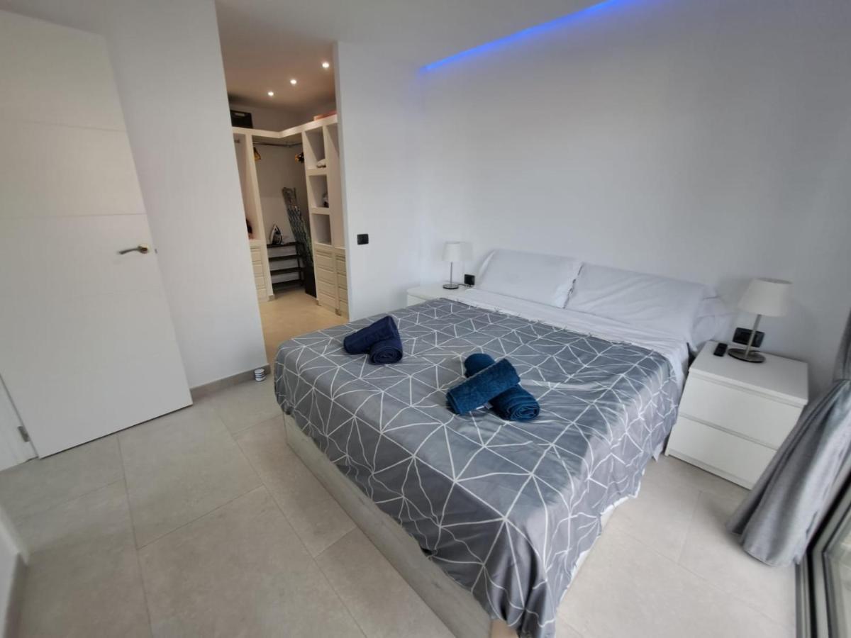 Newly Reformed 2 Bedroom Apartment In The Center Of Los Cristianos Los Cristianos  Exterior photo